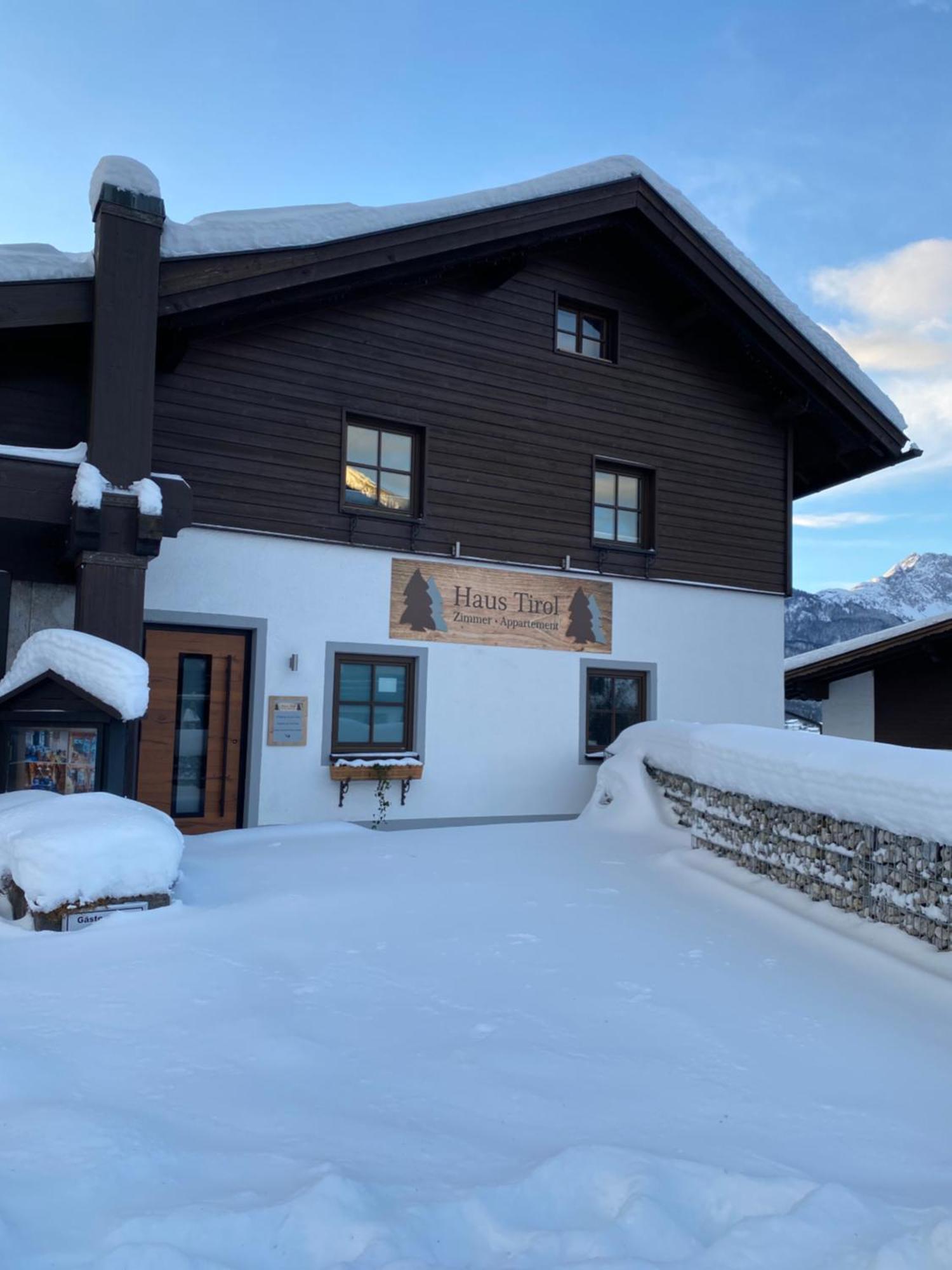 Haus Tirol Ehrwald Hotel Exterior foto